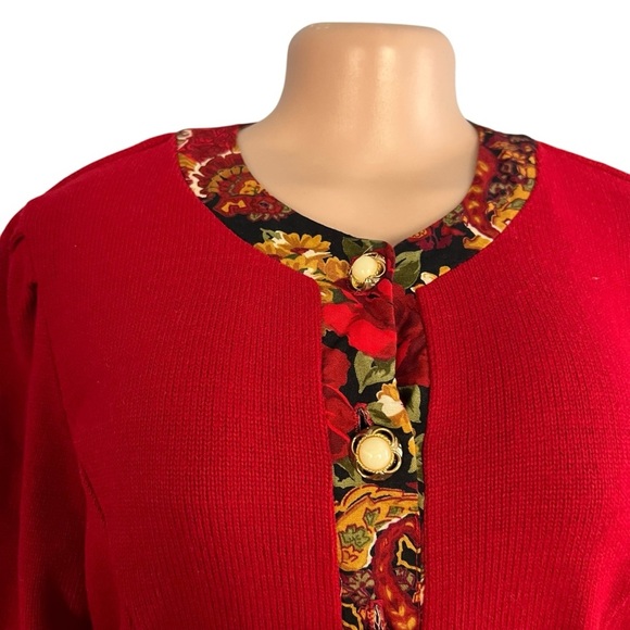 Matthew & David for B.L Vintage Elegant Red Knit Jacket with Patterned Trim - Picture 4 of 9